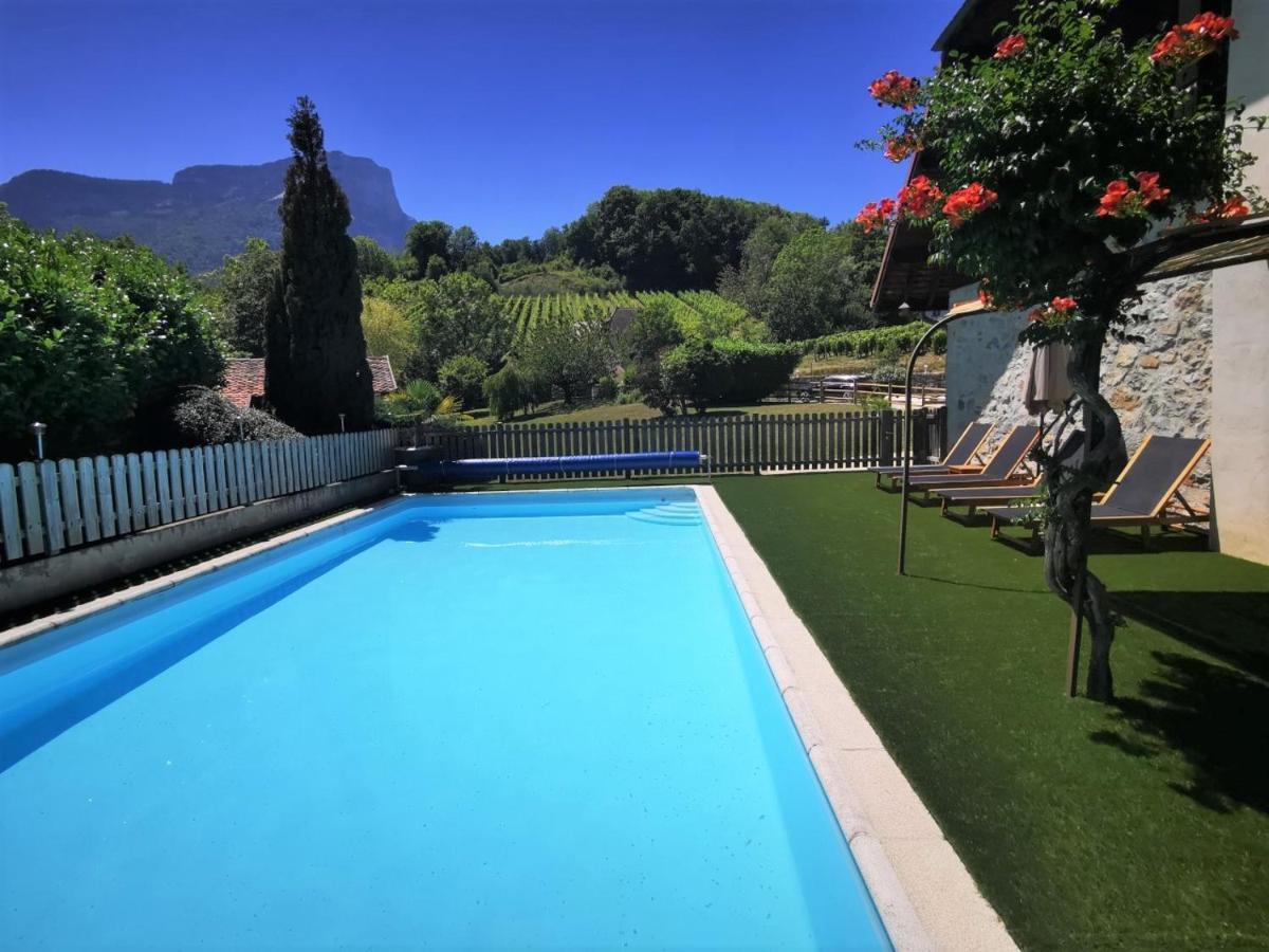 L'Etang De La Tourne Bed & Breakfast Les Marches Dış mekan fotoğraf