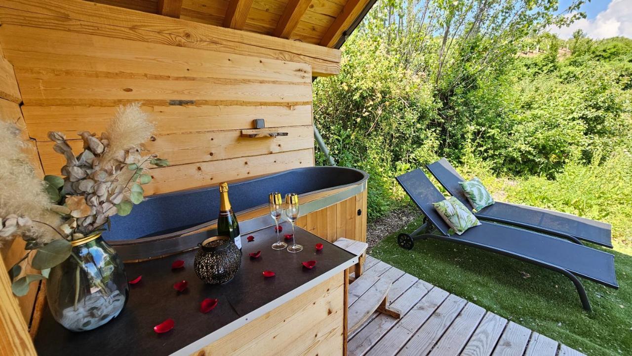 L'Etang De La Tourne Bed & Breakfast Les Marches Dış mekan fotoğraf