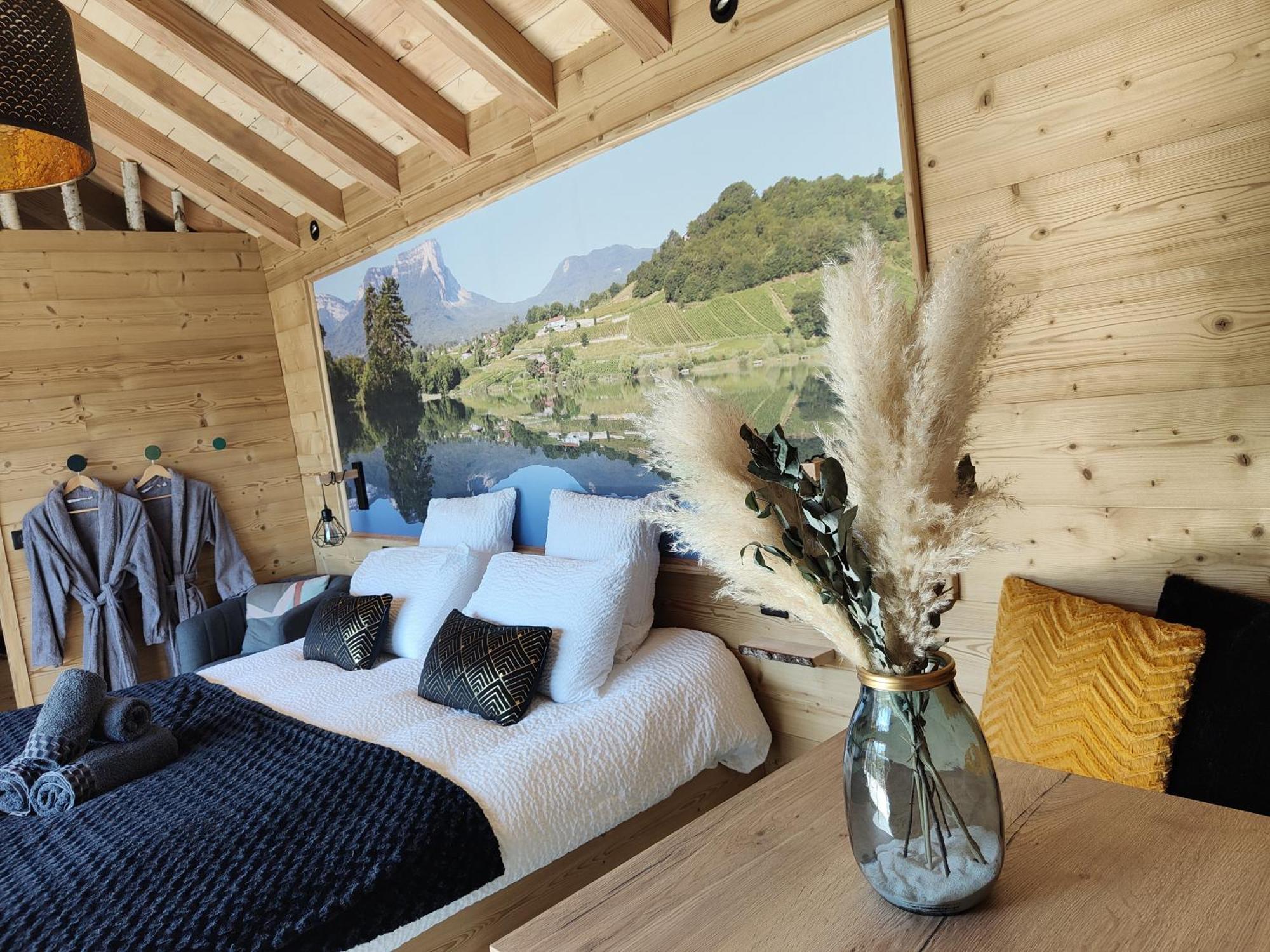 L'Etang De La Tourne Bed & Breakfast Les Marches Dış mekan fotoğraf